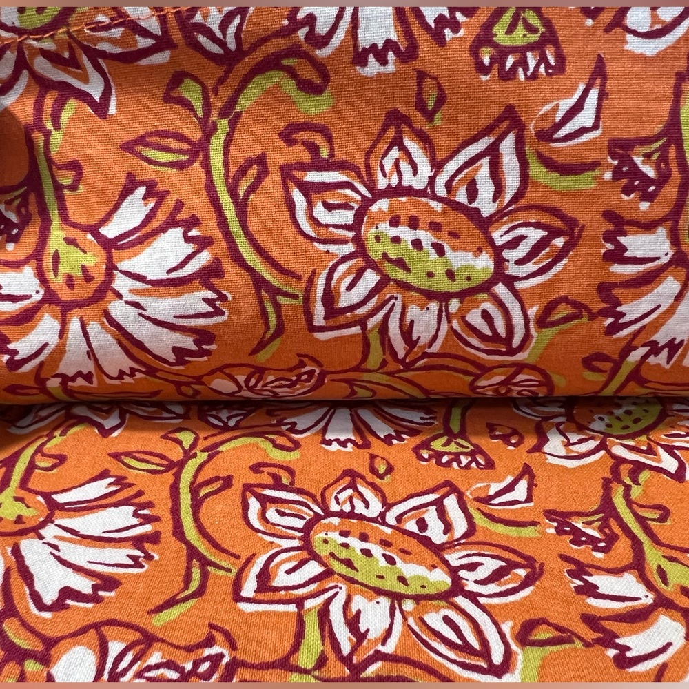 Threshold rectangular tablecloth 60”x 84” - Picture 3 of 8